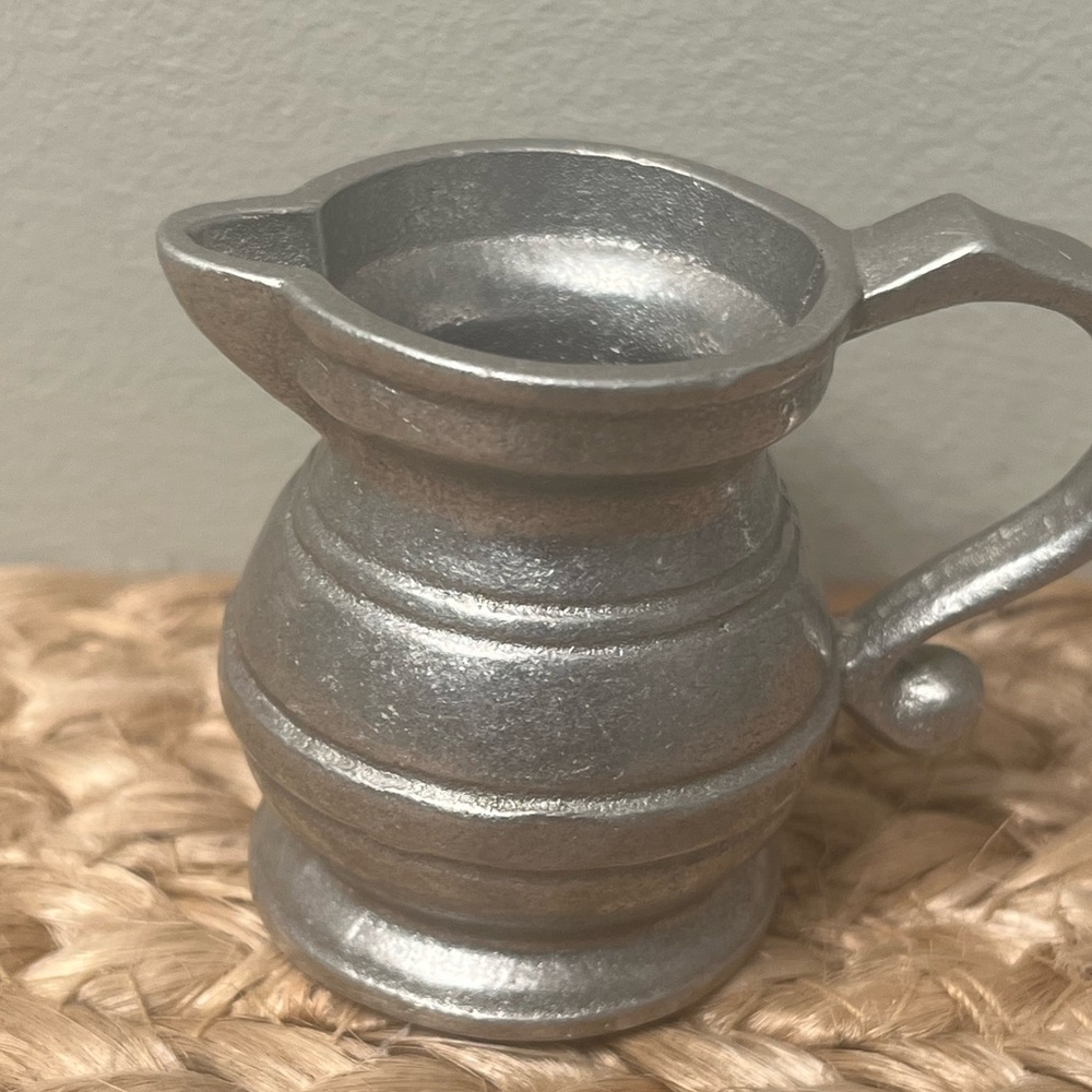 RWP Armetale mini creamer. Made in the USA 1960-70’s. 2 1/2” tall x 2 1/2” wide.
